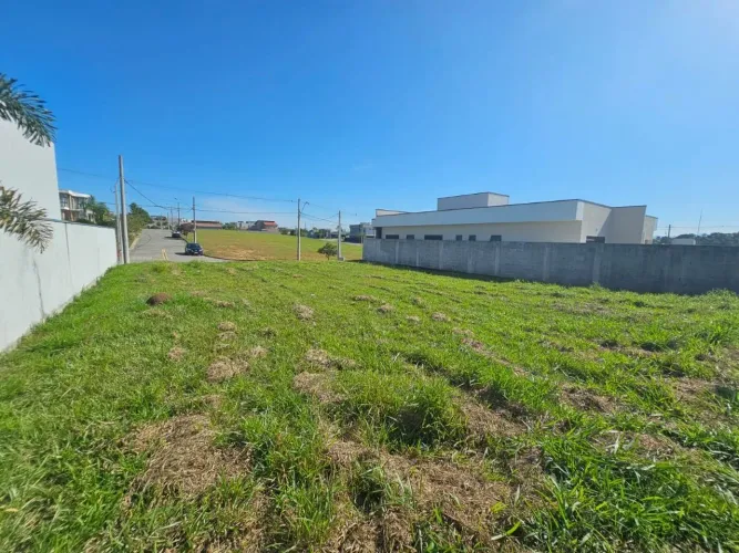 Oferta incrível! Terreno 540m no Condomínio Eco Park Bourbon!!! Quitado e plano!!!