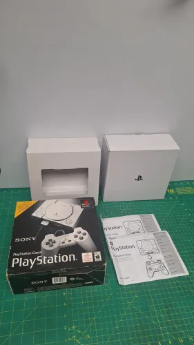 Caixa original Playstation classic mini
