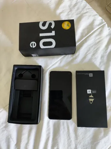 Samsung Galaxy S10e