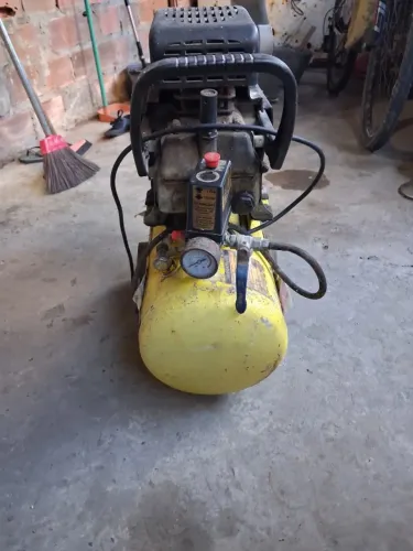 Compressor , só foi usado uma única vez o produto estár todo bom !!