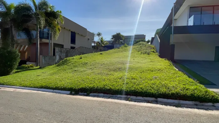 Lote a venda condomínio do lago em Goiânia 