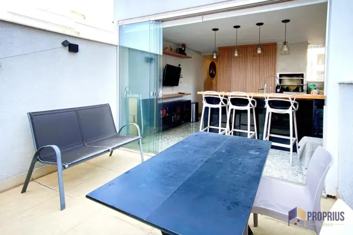Cobertura à venda no Bairro Serra, BH Exclusiva cobertura à venda no Bairro Serra em Belo 