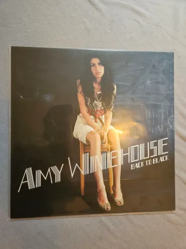 Vinil Amy Winehouse - Back to Black | LP Preto | Estado de Novo