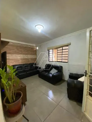 Casa à venda, 3 quartos, 2 vagas, Núcleo Habitacional Nova Marília - Marília/SP