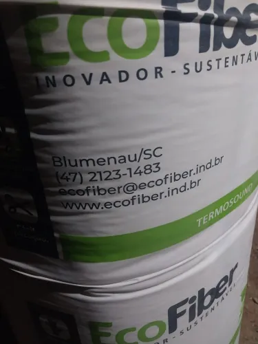 Vende-se 2 rolo de eco fibra por R$ 680,00 estão no zerado embalado no ponto.