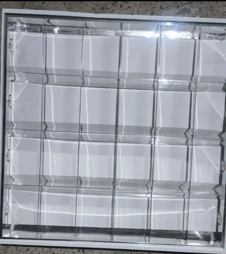 Luminária Aletada de Embutir (Grid) 62x62cm pra 4 lâmpadas