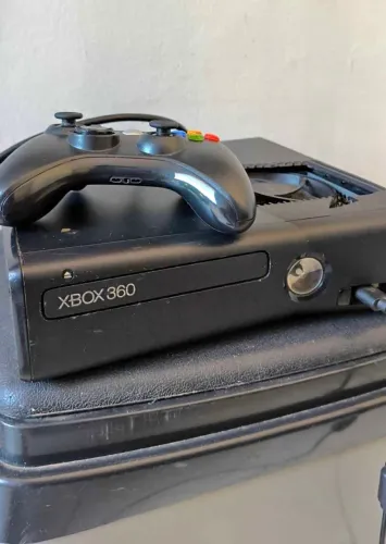 Vendo Xbox 360