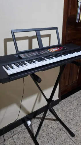 Yamaha PSR-F51 Completo com Suporte e Fonte Original