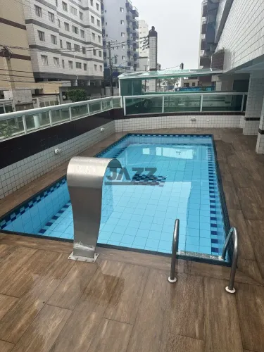 Apartamento Mobiliado com Sacada a 200 Metros da Praia no Bairro Ocian