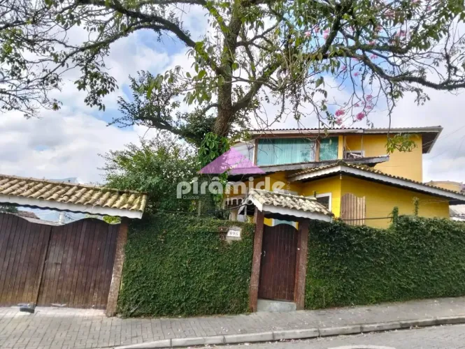 Casa com 6 dormitórios à venda, 338 m² por R$ 2.100.000,00 - Barra Velha - Ilhabela/SP