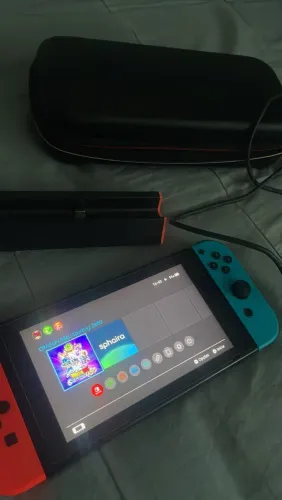 Nintendo Switch V1 Desbloqueado + Cartão 128GB (Leia o Anúncio)