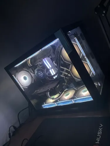 PC Gamer Ryzen 5 3600 + GTX 1660 Super + 32GB RGB