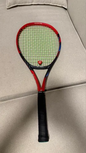 Raquete Yonex Vcore 98 L3