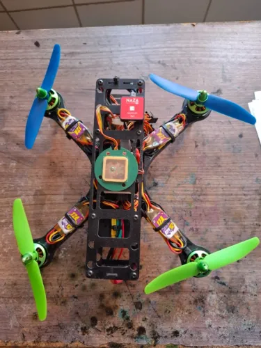 Drone Racing 250mm com Dji Naza Lite + Gps