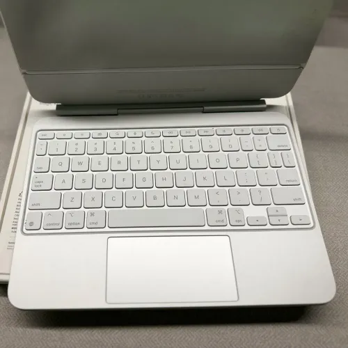 Apple Magic Keyboard
