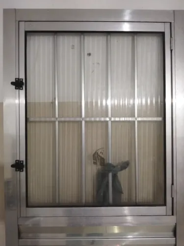 PORTA ALUMÍNIO NOVA PRA SAIR HOJE