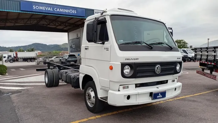 VW DELIVERY 8.160 CHASSI
