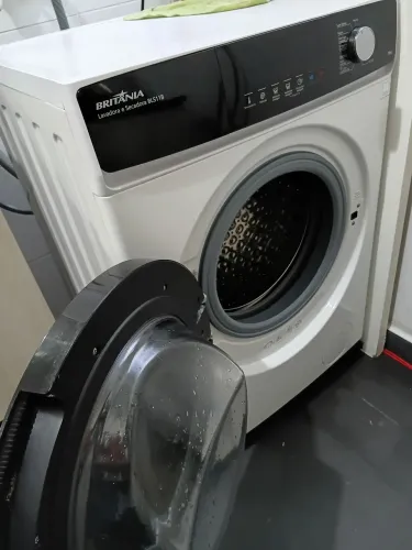 Britânia Lava e Seca 10kg 