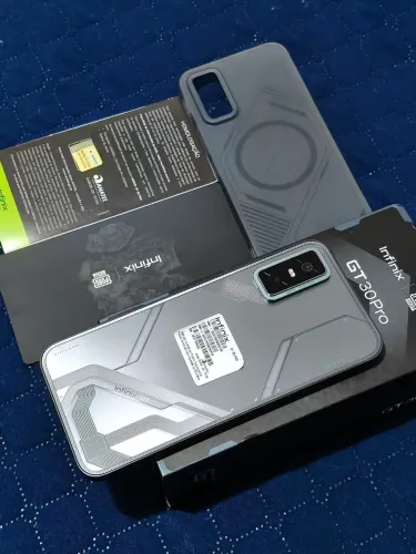 Infinix GT 30 Pro 5G, 256GB 12RAM, GAMER, menos de 10 dias de uso, estado de NOVO com NFE.