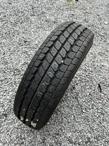 Pneu 215/75r16c Falken Linam R51 Novo - R$ 300.00 (Tenho somente 1)