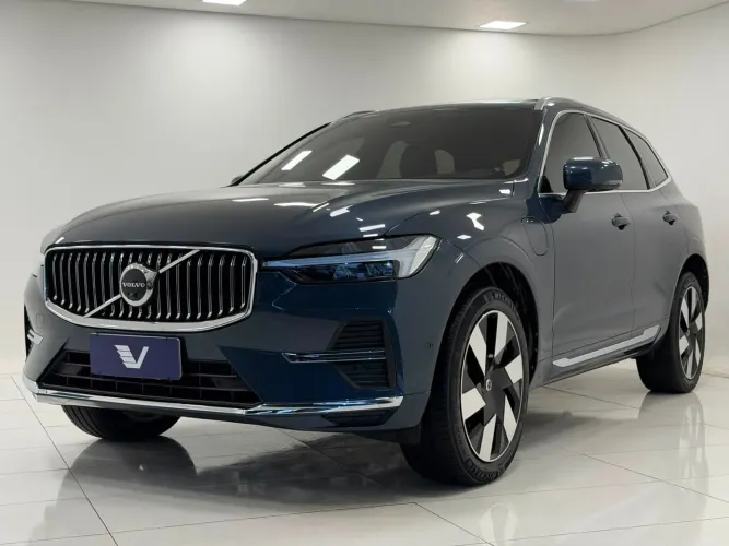 Volvo XC-60 T-8 Ultra 2.0 AWD (híbrido) 2025