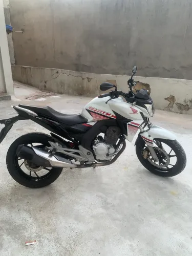 CB TWISTER 2022