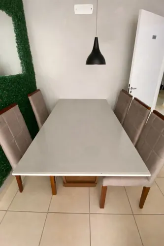 Mesa laqueada 6 lugares 1.80x 90
