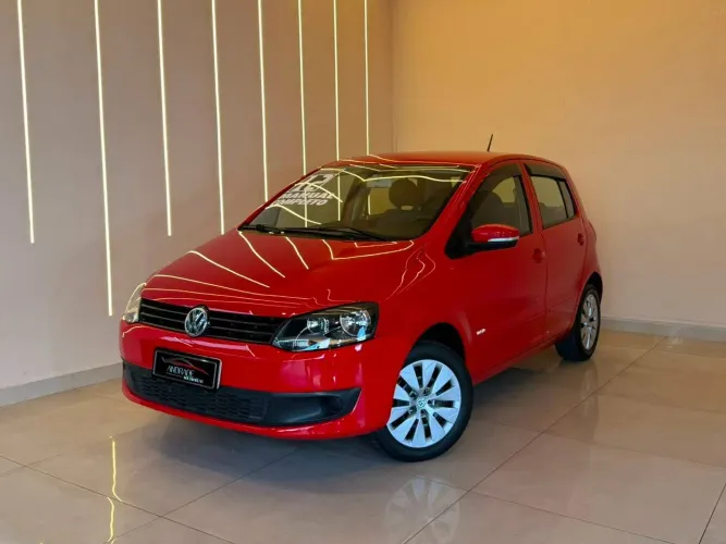 Volkswagen Fox Trendline 1.0 Flex 8V 5P 2012