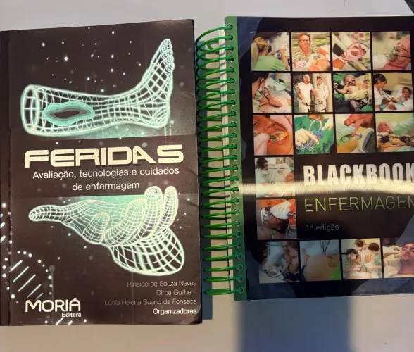 Livros FERIDAS + BALCKBOOK ENFERMAGEM