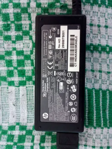 Carregador de notebook Hp