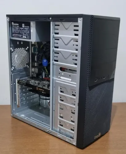 CPU i5 4590 / 8 GB Ram / 240 GB SsD / 1 GB Placa de Video / Fonte 500 Watts 
