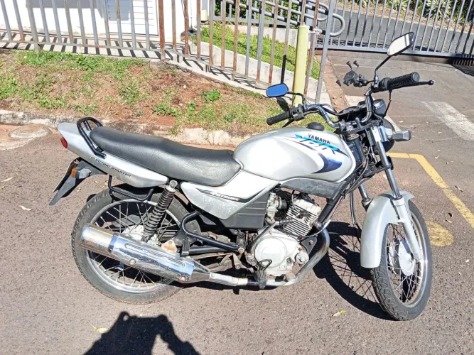 Yamaha YBR 125 2001 PRATA - ECONÔMICA E MECÂNICA CONFIÁVEL