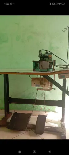 Máquina de costura semi industrial