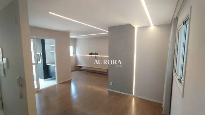 Apartamento com 2 dormitórios à venda, 71 m² por R$ 750.000,00 - Vitória - Londrina/PR