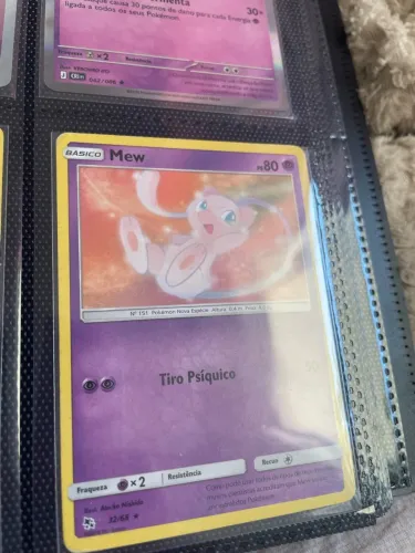 Carta Pokémon Mew 2019