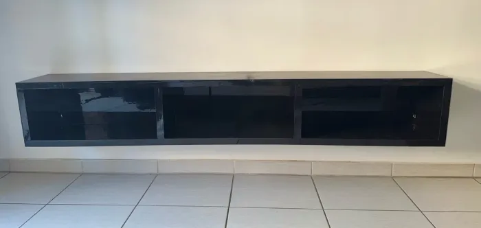 Rack de parede todo em MDF Preto! MUITO NOVO 