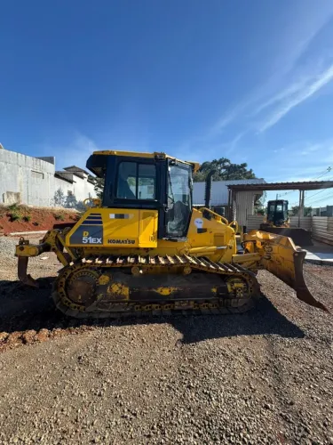 Trator de Esteira Komatsu D51EX Ano 2019 6.000 Horas