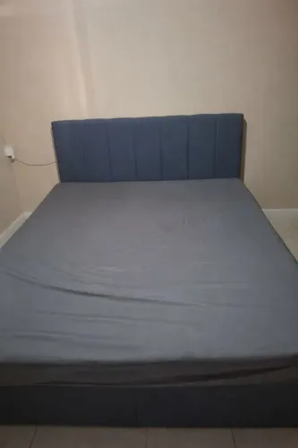 Cama Box Baú King Size Azul com Cabeceira - Ótimo Estado