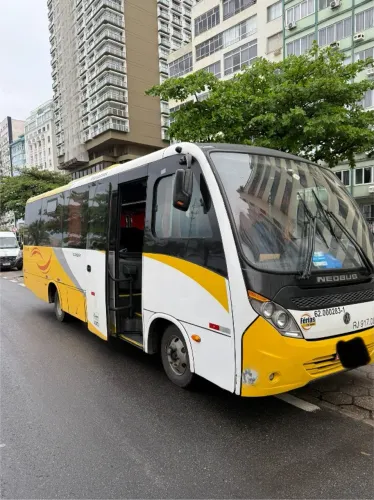 Microônibus Volkswagen - 295.000,00