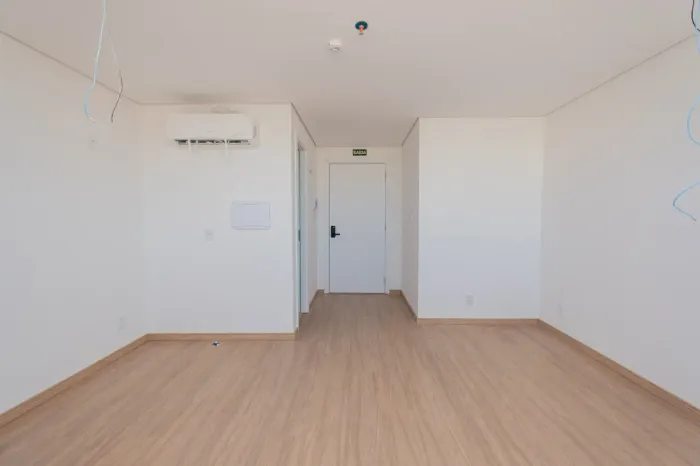 Sala Comercial no Zabaleta Office: Um Espaço Estratégico no Centro de Pelotas para Impulsi