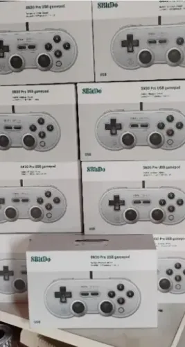 Controle 8BitDo SN30 Pro USB Com Fio (PC / Nintendo Switch / Raspberry Pi)