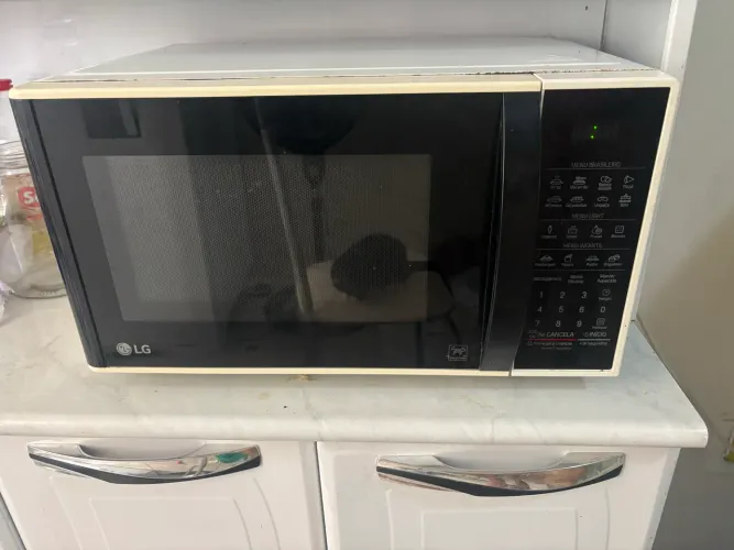 Microondas LG. Esquentando Mas Com Defeito No Painel