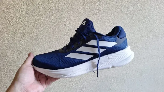 Tênis Adidas