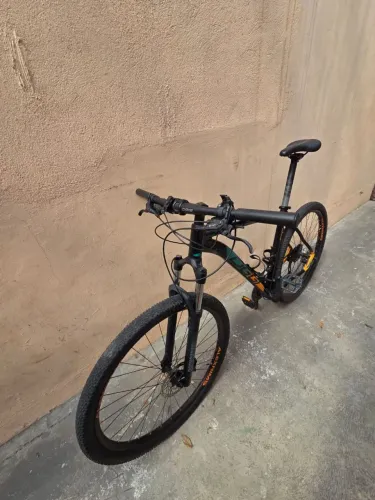 Bicicleta OGGI BigWheel 7.1 quadro 21