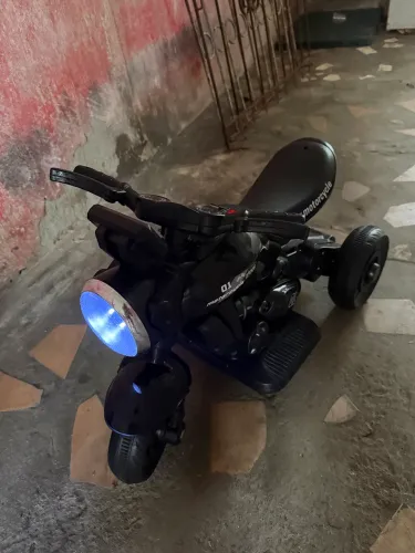 Mini moto eletrônica