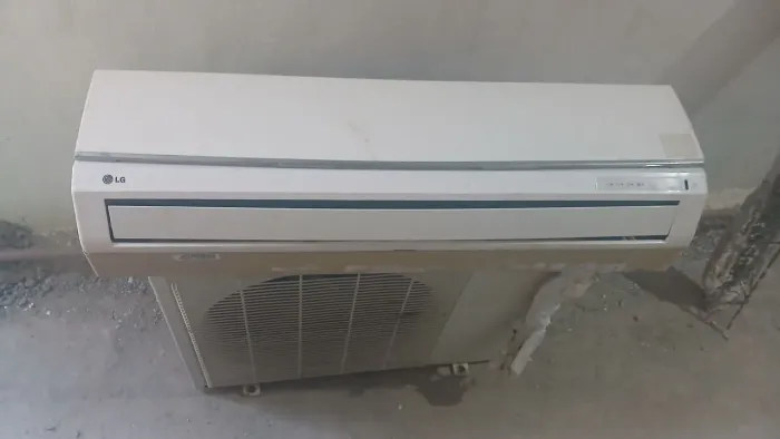 Vende-se ar LG 9 mil btus obs ar está parado