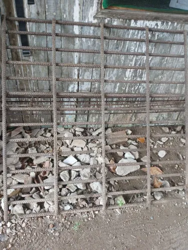 Venda de grade de ferro