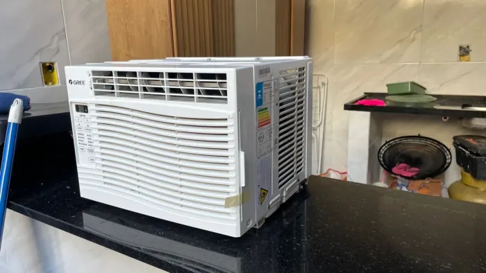 Ar condicionado, semi novo a venda!
