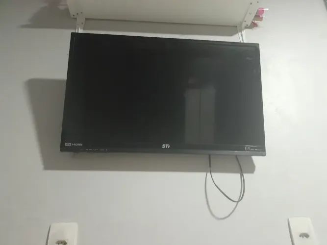 TV SempToshiba 32''