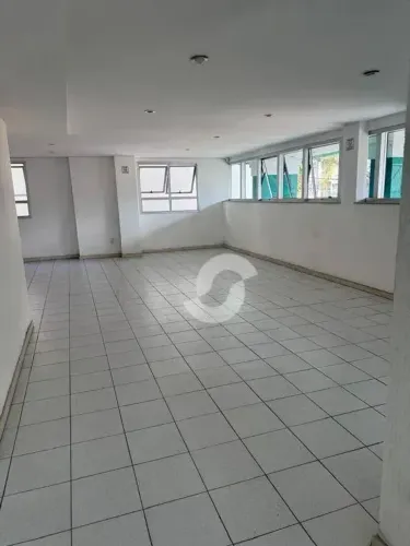 Apartamento com 2 dormitórios, sendo um suíte à venda, 75 m² por R$ 440.500 - Icaraí - Nit